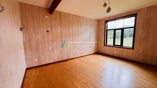 Casa En Venta De 4 Dorm. Con Vista Al Volcan En Frutillar