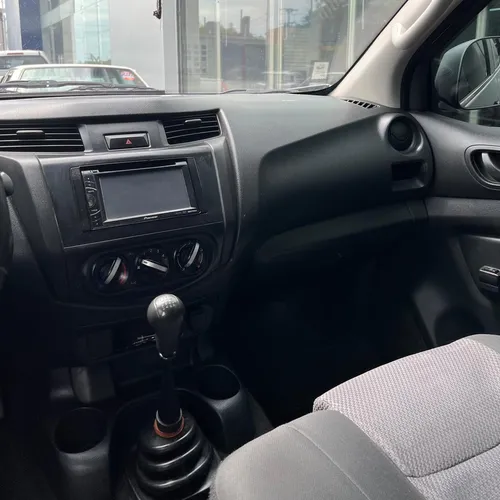 Nissan Frontier 2.5l Mecánica