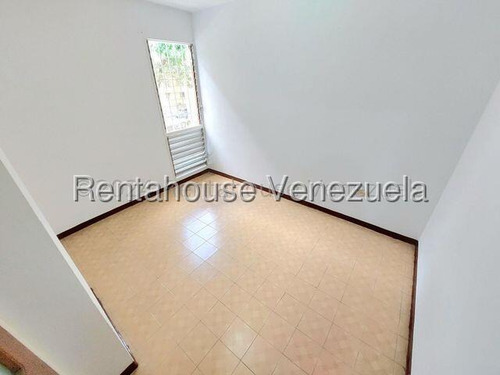 Apartamento En Alquiler Montalban Iii 25-16923