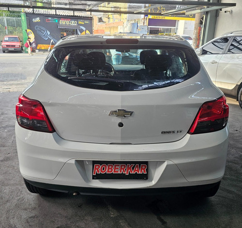 Chevrolet Onix 1.4 Lt 5p