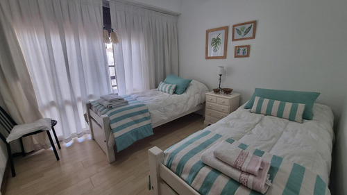 Departamento En Alquiler Temporario 4 Amb. Cochera. Frente Al Mar. Playa Grande