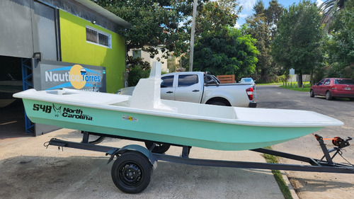 North Carolina S48 / J16 Bote Pescador