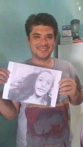 Imagem 4 de 5 de Desenho Realista E Artesanato