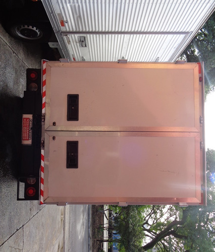 Kia Bongo K 2500 Bau Carga Seca - Ano 2016