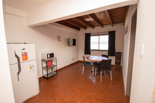 Imagen 10 de 10 de Alquiler Depto Turístico A 300 Mts Del Centro Cívico ! Con Excelente Vista Al Lago !...consulta Por Tarifa Invierno !