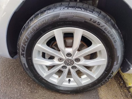 Volkswagen Fox 1.0 Mi Total Flex 8V 5p