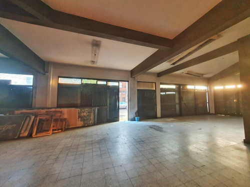 Imagen 5 de 8 de Venta Local 168 M2 Avellaneda Piñeyro