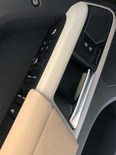 Land Rover Defender 110 2.0 Turbo Se Si4 Aut