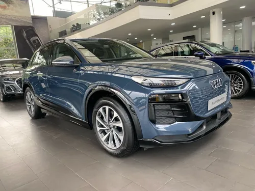Q6 E-tron 45 Tech Plus