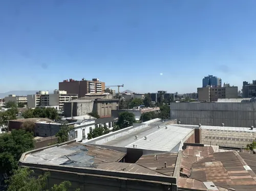 Moderno En Barrio República