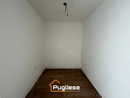 Casa En Venta A Estrenar Con Pileta. Lote Interno. Acacias Puertos