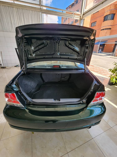 Imagen 5 de 9 de Mitsubishi Lancer