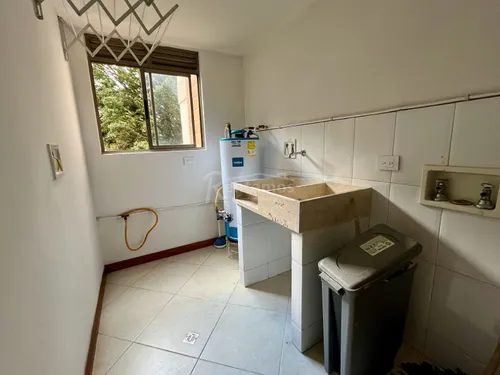 Apartamento En Arriendo En San Lucas. Cod A776102