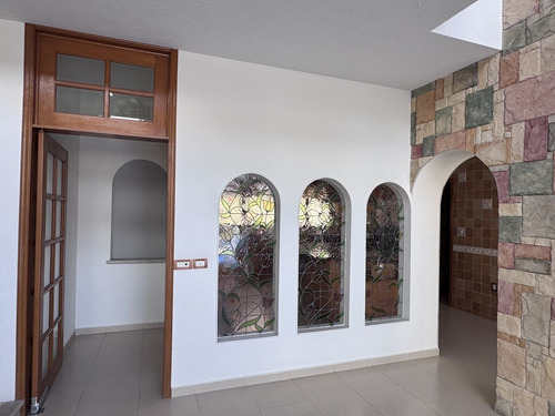 Exclusiva Residencia En Venta En La Rica Juriquilla