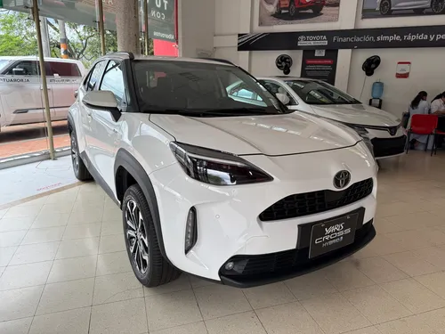 Toyota Yaris Cross 1.5 Hev Xs