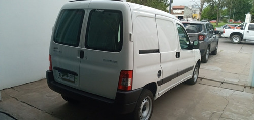 Peugeot Partner 1.6 Hdi Furgon Confort 92 2020