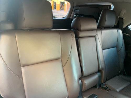 Imagem 9 de 15 de Toyota Hilux Sw4 Srx 2.8 Prata 2017