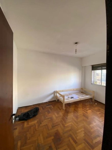 Imagen 6 de 11 de 73 M2 Excelente Ubicación Frente Lumin Doble Entrada