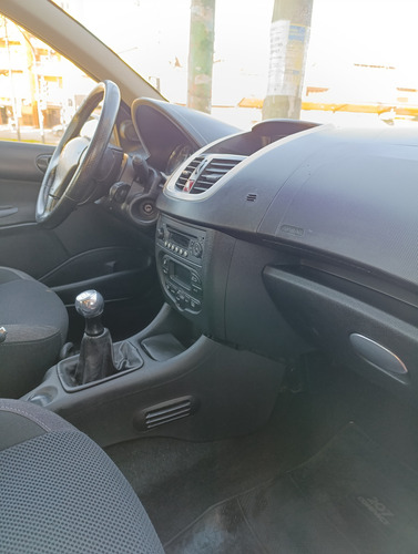 Peugeot 207 1.6 Xt