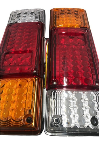 Par De Calaveras Led  Para Nissan D21 