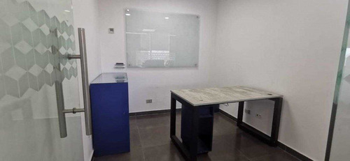 Oficinas - Excelente Ubicación Y Estado
