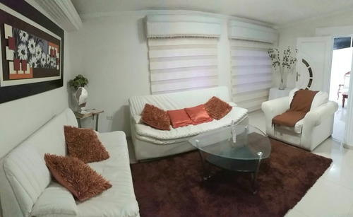 Imagen 4 de 12 de Casa Total Amoblada En Coro. 0414-5725250 Cod 22-7392