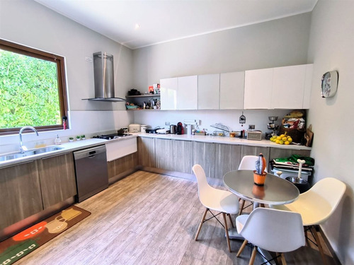 Preciosa, Luminosa Y Moderna Casa En Marbella