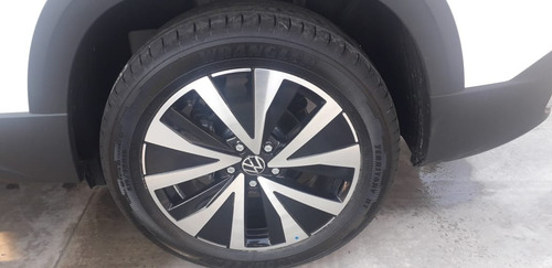 Imagen 10 de 21 de Volkswagen Taos Highline 250 Tsi At 2022 0 Km En Stock Kb