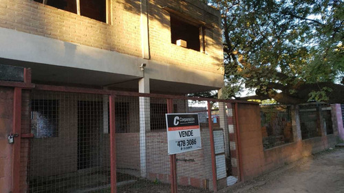 Imagen 2 de 3 de Centro America - Av E Muiño 100 - Dos Duplex De 2 Dormitorios En Venta