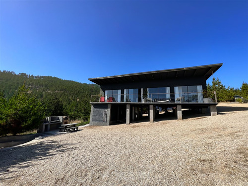 Casa En Venta De 3 Dorm. En Boyeruca (comuna Vichuquén)