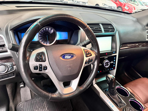 Ford Explorer 4.0 Limited V6 Sync 4x2 Mt
