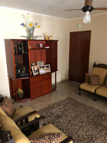Imagem 7 de 10 de Casas - Ref: V6746