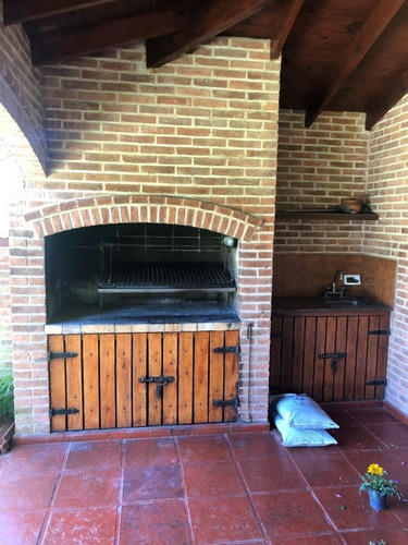 Imagen 19 de 21 de Casa En Venta De 4 Dormitorios C/ Cochera En Centro