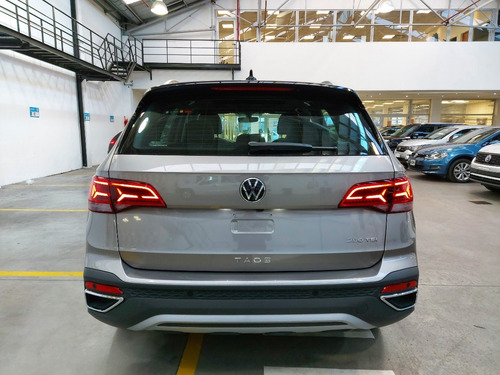 Imagen 6 de 15 de Volkswagen Taos Highline Hero 250tsi