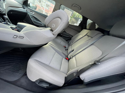 Imagen 6 de 15 de Hyundai Santa Fe Sport 4x4 Americana