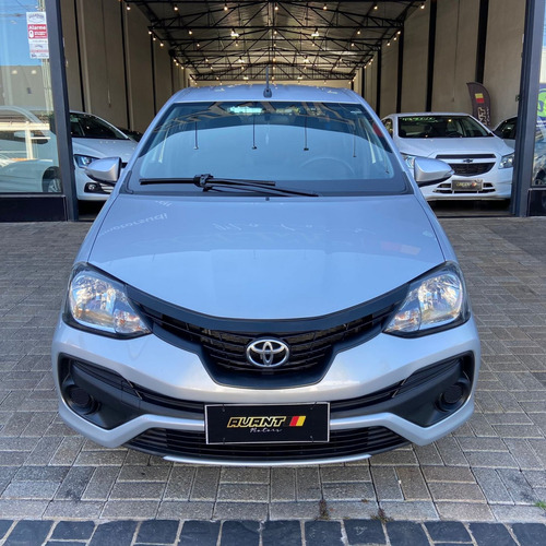 Toyota Etios 1.5 X PLUS SEDAN 16V FLEX 4P AUTOMÁTICO