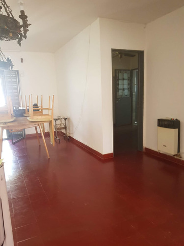 Barrio Poeta Lugones - A Seis Cuadras Del Dino - 3 D - Patio - Cochera