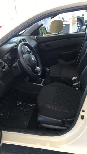 Imagem 2 de 8 de Kwid Zen 2021/22