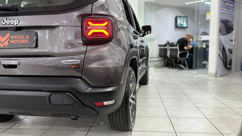 Jeep Renegade RENEGADE LONG. T270 1.3 TB 4X2 FLEX AUT.