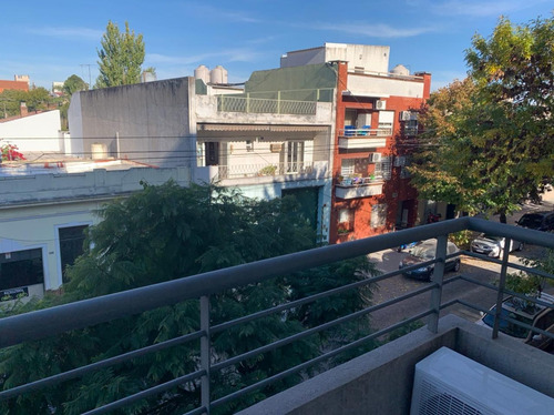 Venta Monoambiente Balcon Frente Luminoso