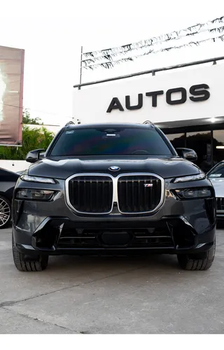 BMW X7 4.4 V8 M60I