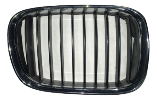 Rejilla Frontal De Capot Lado Copiloto Bmw E39 (1995-2003)