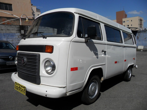 Imagem 3 de 13 de Vw Kombi Standart 1.4 Flex 9 Lugares 2014