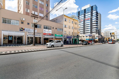 Imagem 3 de 30 de Apartamento Com 1 Dormitório À Venda Com 40.81m² Por R$ 170.000,00 No Bairro Centro - Curitiba / Pr - Ap 2059