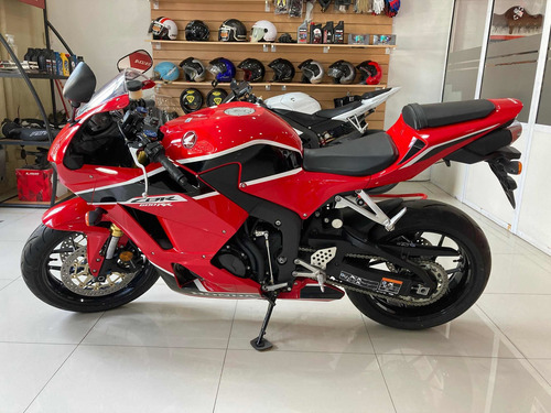 Imagen 2 de 15 de Honda Cbr 600 Rr