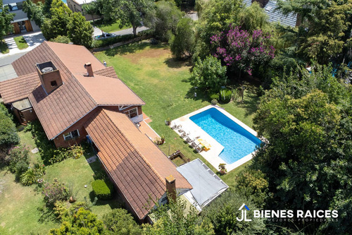 Casa En Venta En Los Cardales Country Club, Campana