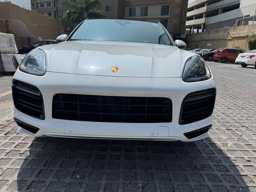 Porshe Cayenne Gts Coupe