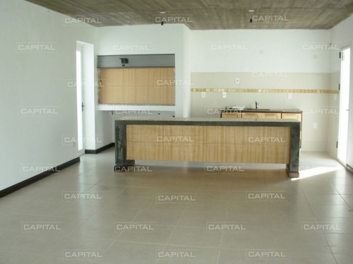 Excelente Casa De 3 Dormitorios En Playa Brava - Ref: 27242