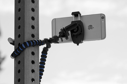 Trípode Flexible Chargercity Megagrab2 Selfie Kit Iphone 15 Color
