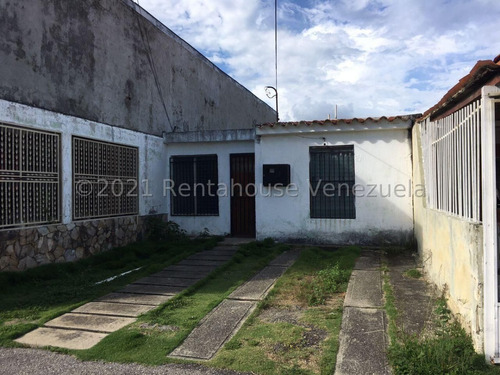 Imagen 1 de 30 de Cas En Venta En La Mora Cabudare Lara, Numero De Contacto: (0.4.2.4.5.9.3.7.5.4.2), Mls Código: 22-4103, Cuenta Con 3 Habitaciones, 1 Baño, 112 Mts2